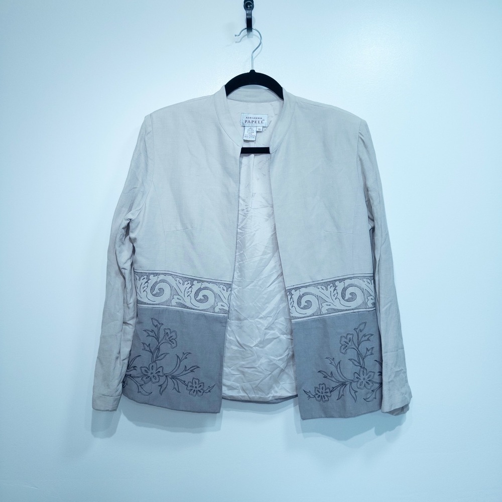 Vintage Adrianna Papell Gray Silk & Linen Blend Embroidered Open Blazer 10